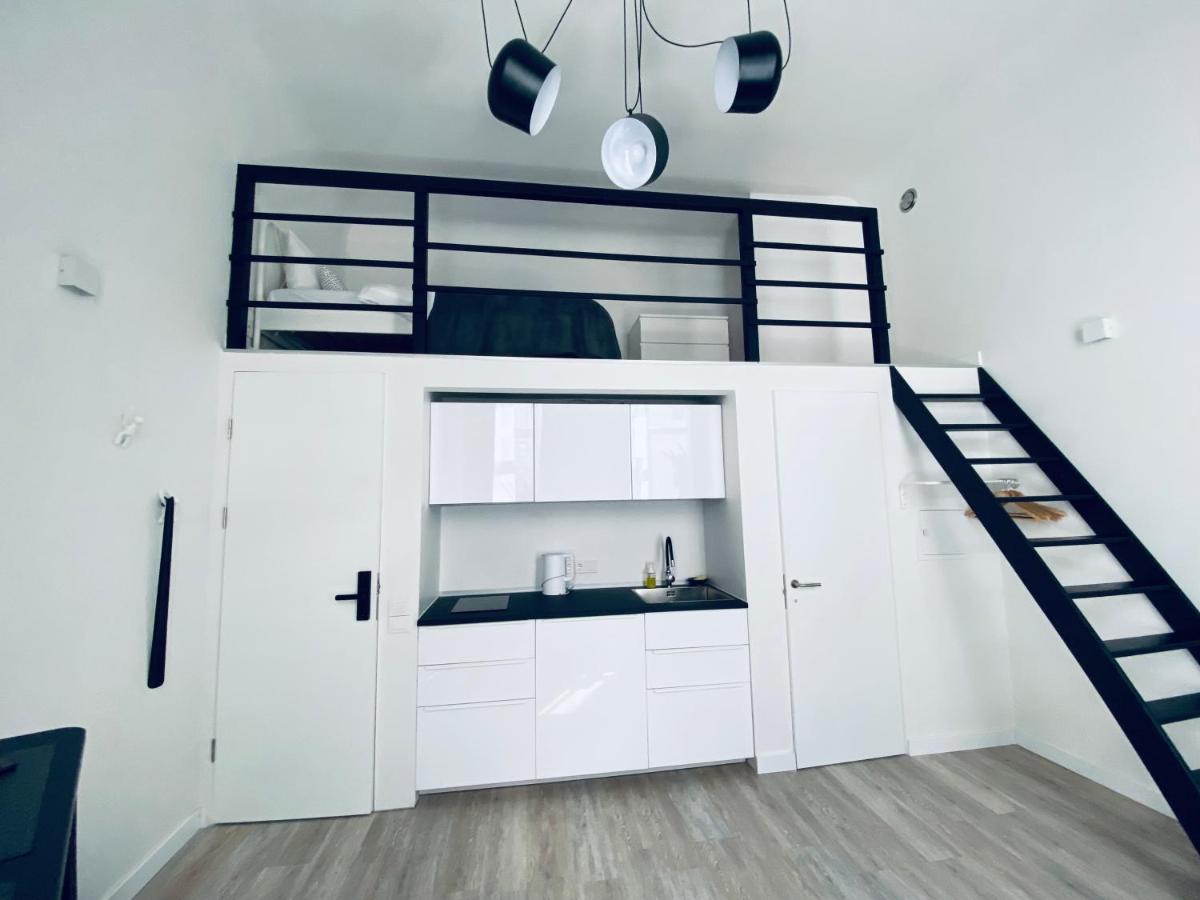 B&W Apartment Riga Extérieur photo